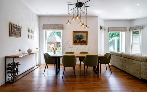 3-этажный коттедж 287 м² с отделкой