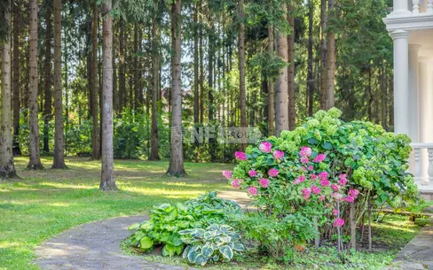 2-этажный коттедж 733 м² с отделкой