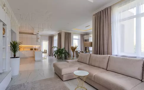 2-этажный коттедж 273 м² с отделкой