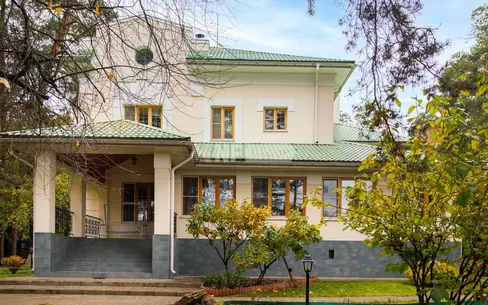 2-этажный коттедж 838 м² с отделкой