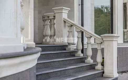 2-этажный коттедж 1 800 м² без отделки