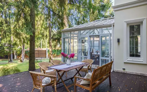 2-этажный коттедж 733 м² с отделкой