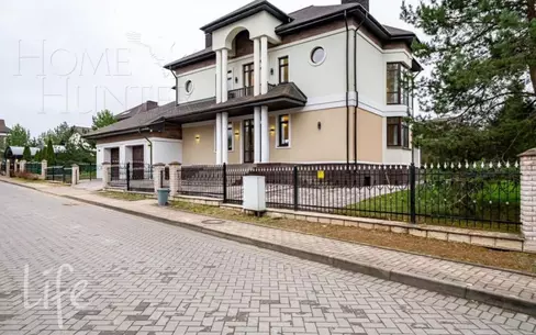 2-этажный коттедж 588 м² без отделки