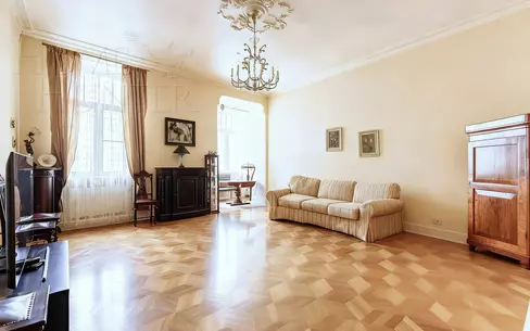 4-КОМН. КВАРТИРА С ОТДЕЛКОЙ 135 М² НА 4 ЭТАЖЕ