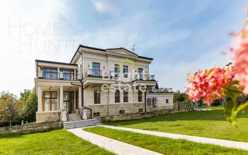 2-этажный коттедж 959 м² с отделкой