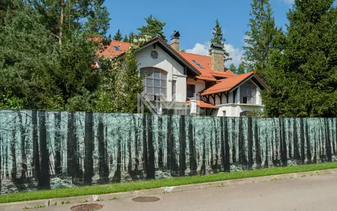 2-этажный коттедж 1 200 м² без отделки