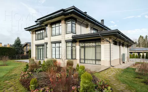 2-этажный коттедж 650 м² с отделкой