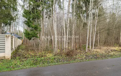 Участок 25 сот. в охраняемом поселке