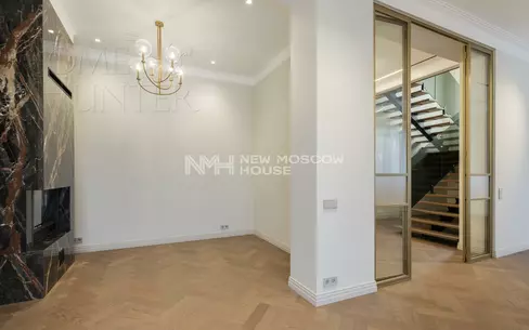 2-этажный коттедж 352 м² с отделкой