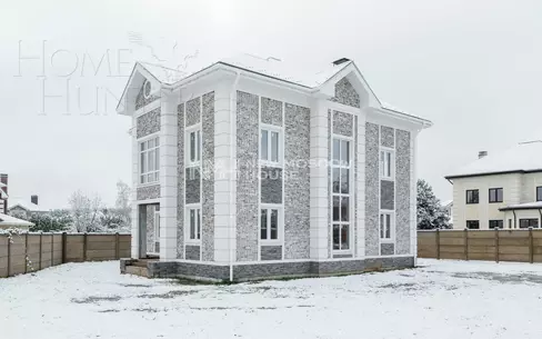 2-этажный коттедж 300 м² без отделки