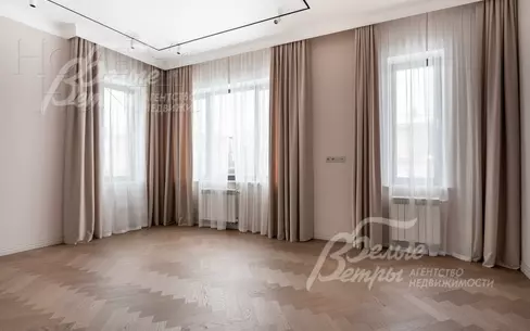 2-этажный коттедж 323 м² с отделкой
