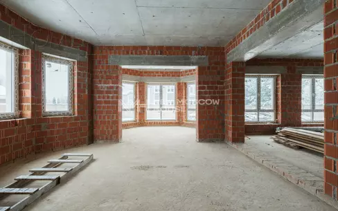 2-этажный коттедж 310 м² без отделки