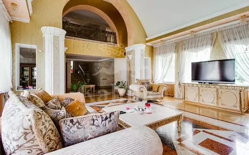 3-этажный коттедж 850 м² с отделкой