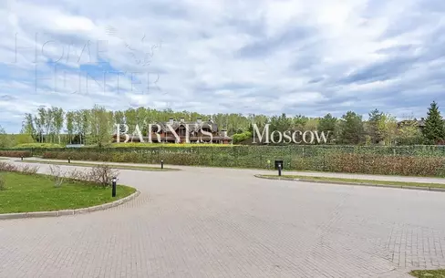 3-этажный коттедж 600 м² с отделкой