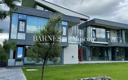 2-этажный коттедж 800 м² без отделки