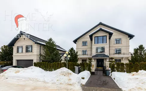 3-этажный коттедж 1 100 м² с отделкой