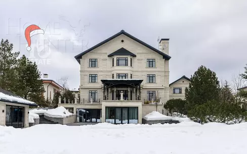 3-этажный коттедж 1 100 м² с отделкой