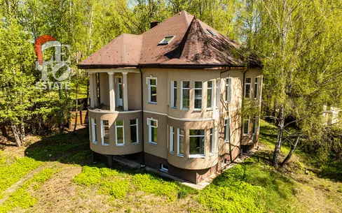 2-этажный коттедж 500 м² без отделки