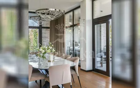 2-этажный коттедж 1 475 м² с отделкой