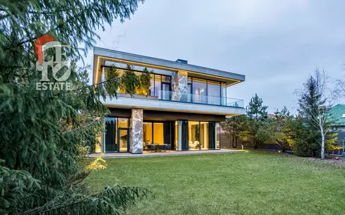 2-этажный коттедж 663 м² без отделки