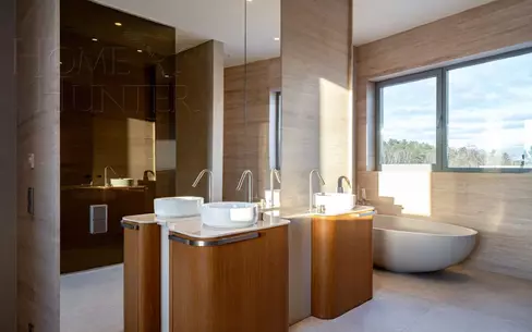3-этажный коттедж 830 м² без отделки