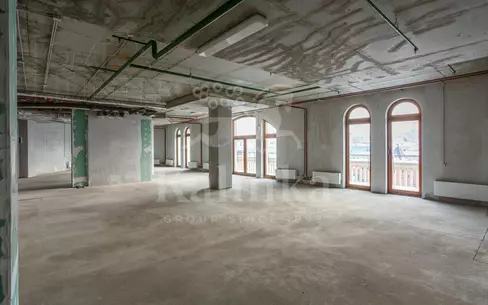 3-КОМН. АПАРТАМЕНТЫ БЕЗ ОТДЕЛКИ 204.6 М² НА 6 ЭТАЖЕ