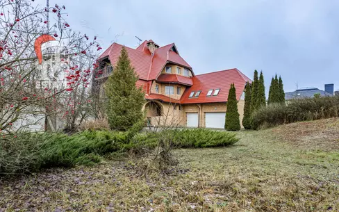 2-этажный коттедж 573 м² с отделкой