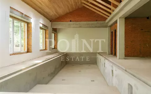 2-этажный коттедж 1 237 м² без отделки