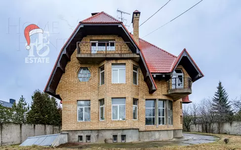 2-этажный коттедж 573 м² с отделкой