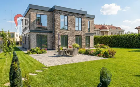 2-этажный коттедж 351 м² без отделки