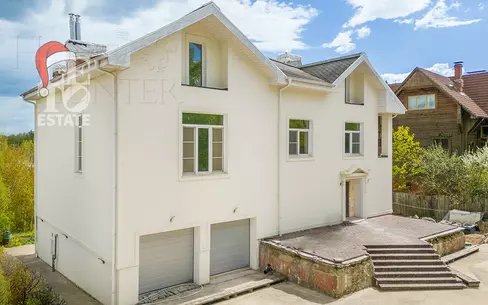 2-этажный коттедж 680 м² без отделки