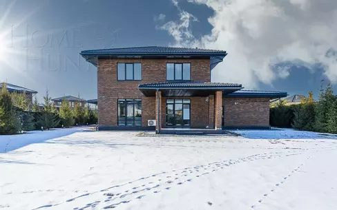 2-этажный коттедж 340 м² с отделкой