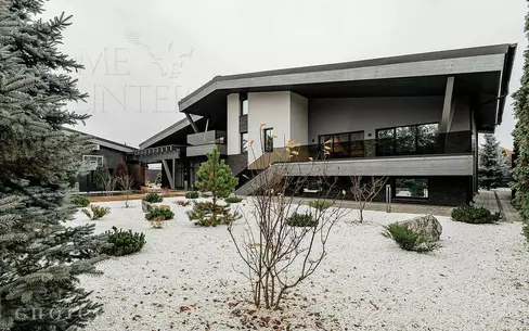 КОТТЕДЖ 1 123 м² с отделкой