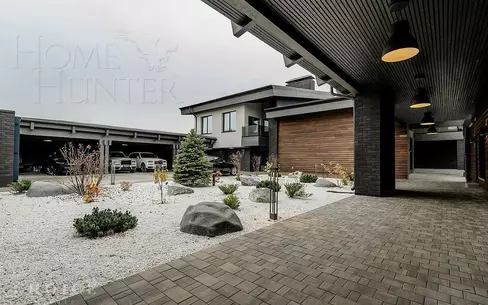 КОТТЕДЖ 1 123 м² с отделкой