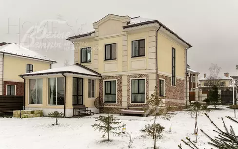 2-этажный коттедж 150 м² с отделкой