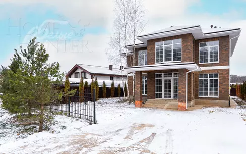 2-этажный коттедж 274 м² без отделки