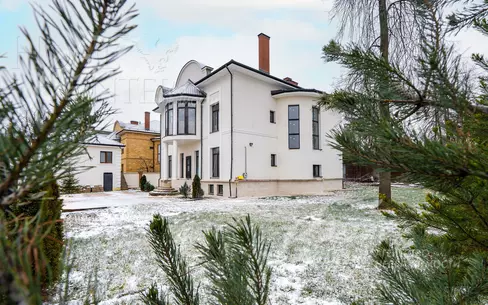 2-этажный коттедж 727 м² без отделки