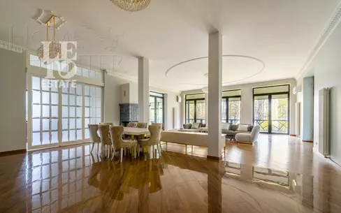 2-этажный коттедж 950 м² с отделкой