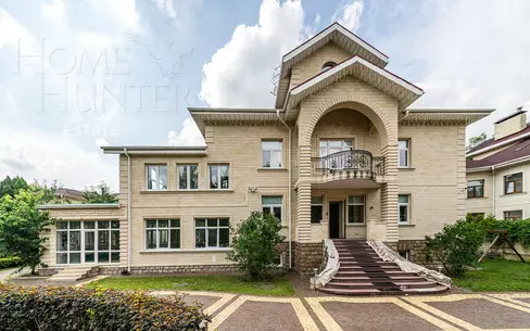 2-этажный коттедж 1 087 м² с отделкой