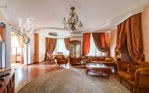 2-этажный коттедж 450 м² с отделкой