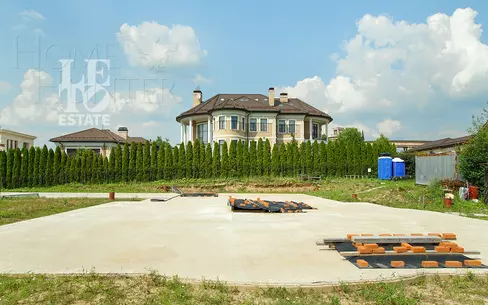 Участок 22.6 сот. в охраняемом поселке