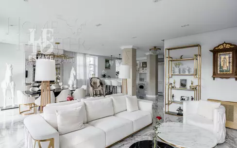 3-этажный коттедж 550 м² с отделкой