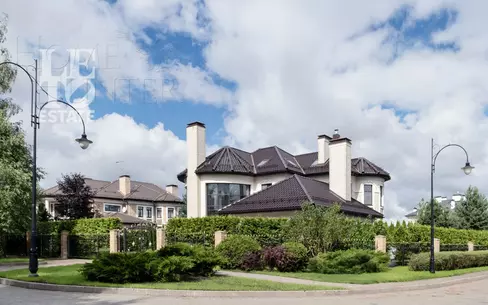 2-этажный коттедж 631 м² без отделки