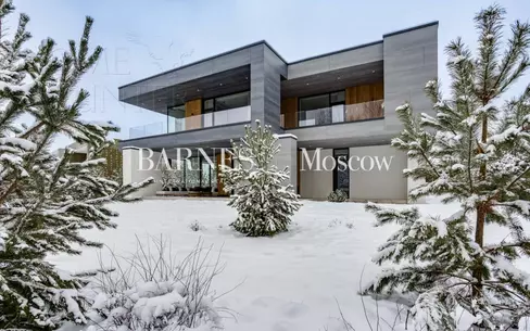 2-этажный коттедж 760 м² с отделкой