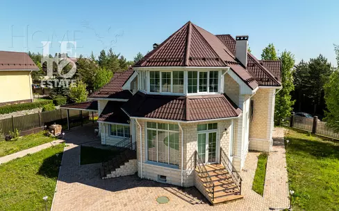 2-этажный коттедж 402 м² с отделкой