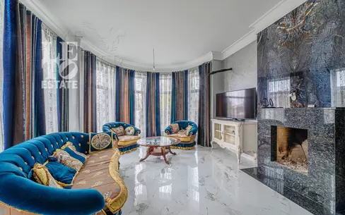 3-этажный коттедж 350 м² с отделкой