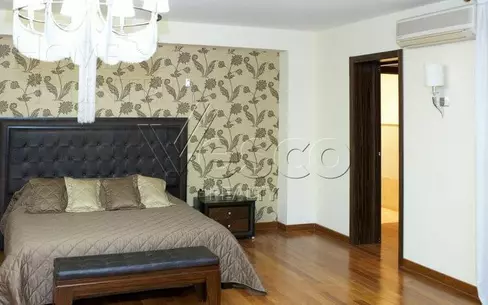 2-этажный коттедж 800 м² с отделкой