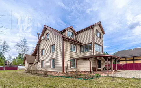 2-этажный коттедж 584 м² с отделкой