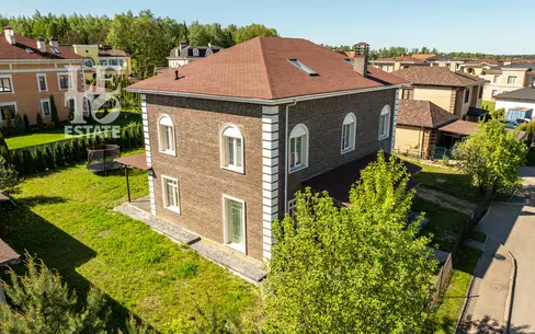 2-этажный коттедж 528.9 м² с отделкой