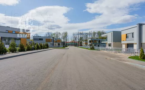 2-этажный коттедж 319.7 м² без отделки